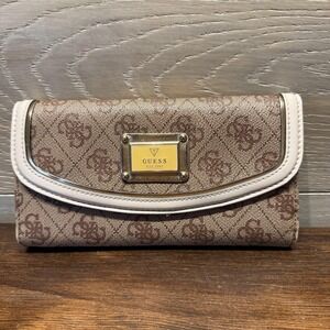 Guess Wallet Womens One Size Beige Logo Canvas Trifold Checkbook Clutch Vanilla
